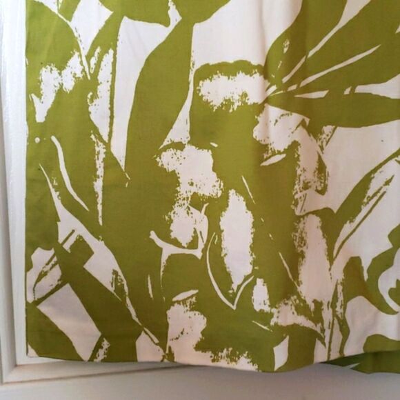 NEW YORK & COMPANY Tropical Skirt Chartreuse Green White Palm Leaves - Picture 3 of 8